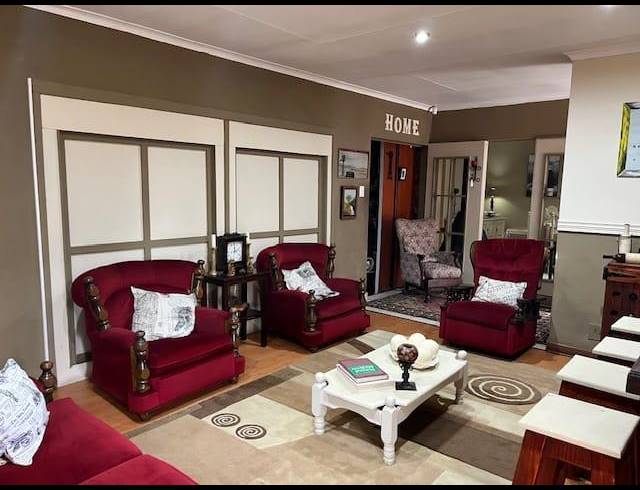 4 BEDROOM HOUSE FOR SALE IN EVANDER